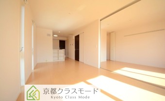 LDK13.5帖+洋室6帖♪