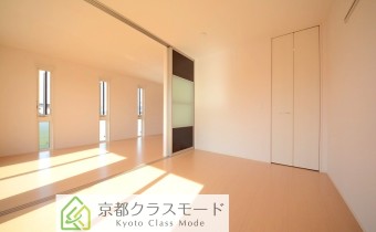 洋室6帖+LDK13.5帖