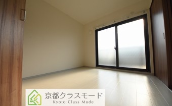 Room5.4