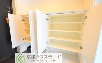 シューズボックス