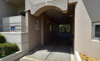 マンション・エントランス