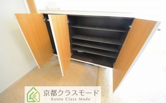 シューズボックス