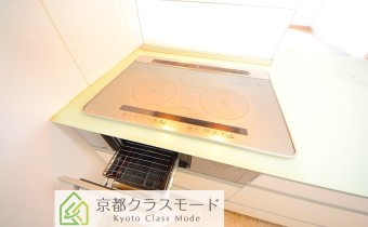 グリル付き3口IHシステムキッチン
