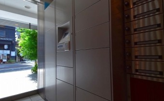 宅配ボックス