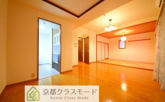 ※室内写真は同マンション内・別タイプの参考画像になります。