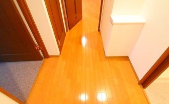 ※室内写真は同マンション内・別タイプの参考画像になります。