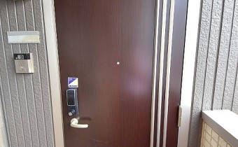 玄関ドア