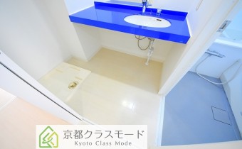 ※室内写真は同マンション内・別タイプの参考画像となります。