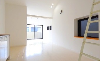 ※室内写真は同マンション内・別タイプの参考画像となります。