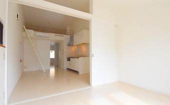※室内写真は同マンション内・別タイプの参考画像となります。