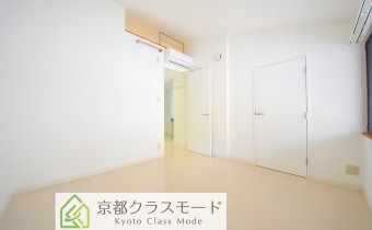 ※室内写真は同マンション内・別タイプの参考画像となります。