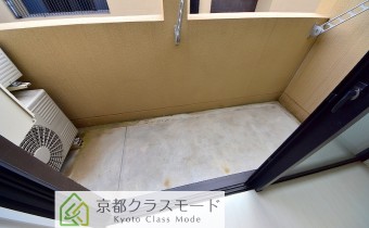 ※室内写真は同マンション内・別タイプの参考画像となります。