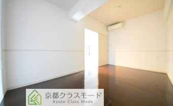 洋室7帖・別アングル