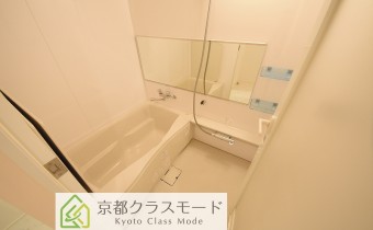※室内写真は同マンション内・別タイプの参考画像となります。