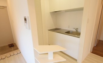 ※室内写真は同マンション内・別タイプの参考画像となります。