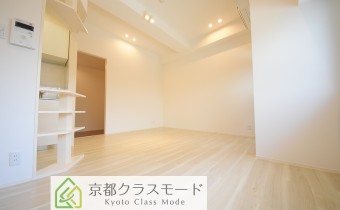※室内写真は同マンション内・別タイプの参考画像となります。