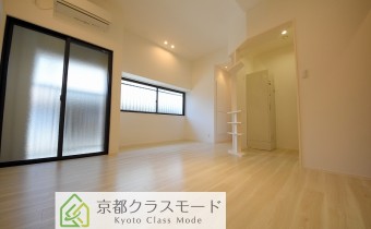 ※室内写真は同マンション内・別タイプの参考画像となります。