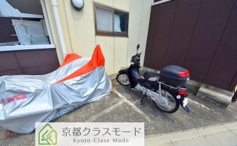 バイク置き場