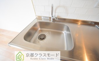 調理スペース　※室内写真は303号室のものです。