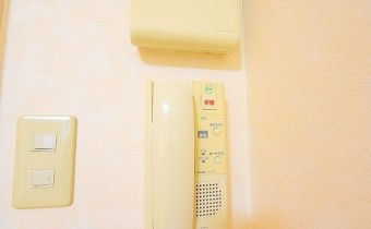 インターホン