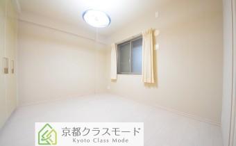 Room6