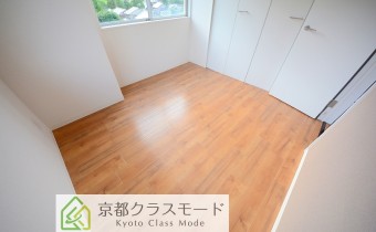 Room5