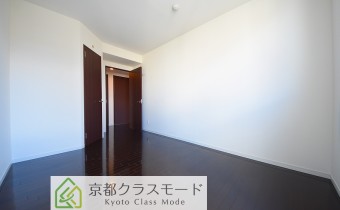 Room 7