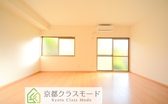 室内オールリノベーションされて生まれ変わったお部屋です☆