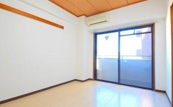 Room6