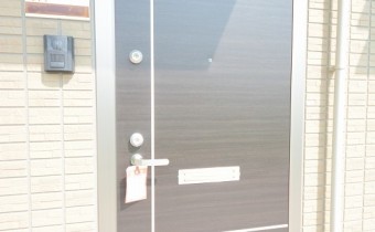 玄関ドア