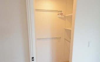 Room 6のウォ―クインクローゼット