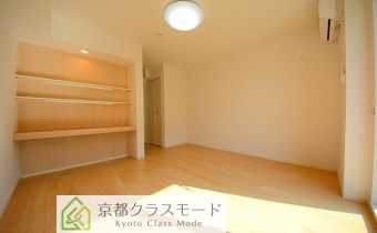 南向きバルコニーの陽当たりの良い室内♪