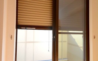 シャッター雨戸