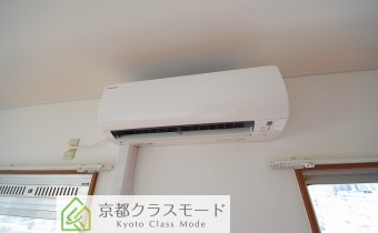 リビングのエアコン　※写真は同マンション1101号室のものです