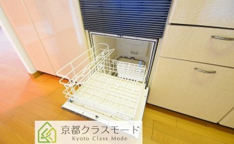 食洗器　※室内写真は同マンション内の別タイプのものです。