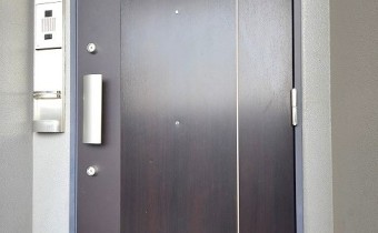 玄関ドア