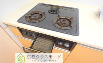 3口ガスコンロ　グリル付きです