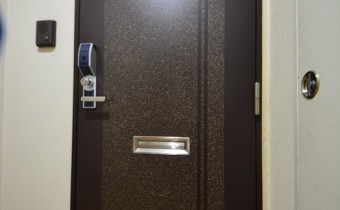 玄関ドア