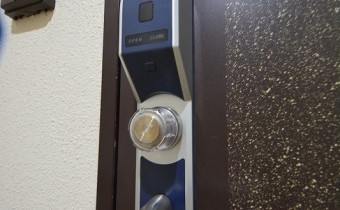 カード式玄関ロック
