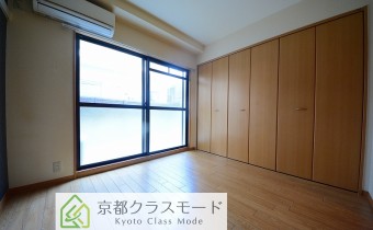 洋室4.7帖・別アングル