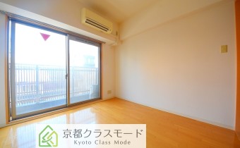 洋室5帖・別アングル