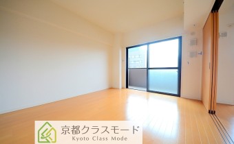 リビングは12.7帖！