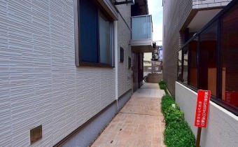 マンション・エントランス