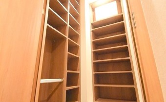 ※室内写真は同マンション内・別タイプの参考画像となります。