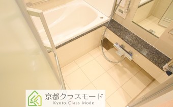 ※室内写真は同マンション内・別タイプの参考画像となります。