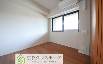 ※室内写真は同マンション内・別タイプの参考画像となります。