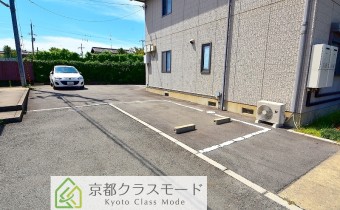 敷地内ガレージ
