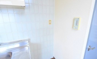 冷蔵庫置き場