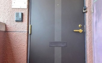 玄関ドア