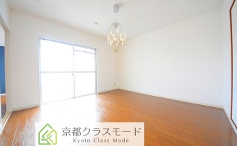 Rooｍ8